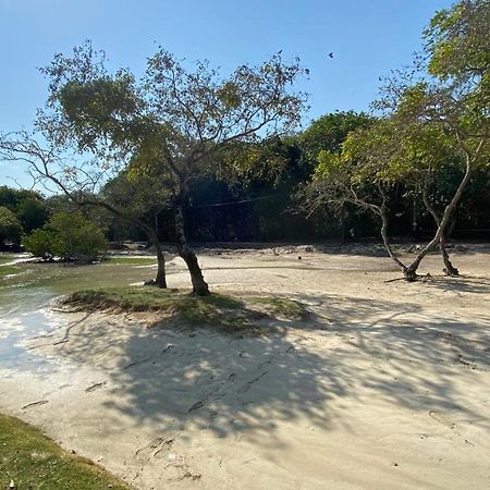 2 Bedroom Apartment 250 Meters From The Beach Poste Lafayette Exterior photo